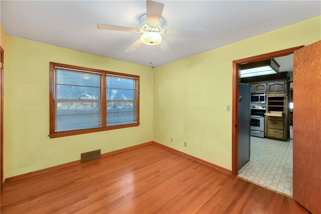 1326 E 126th Street — photo 19