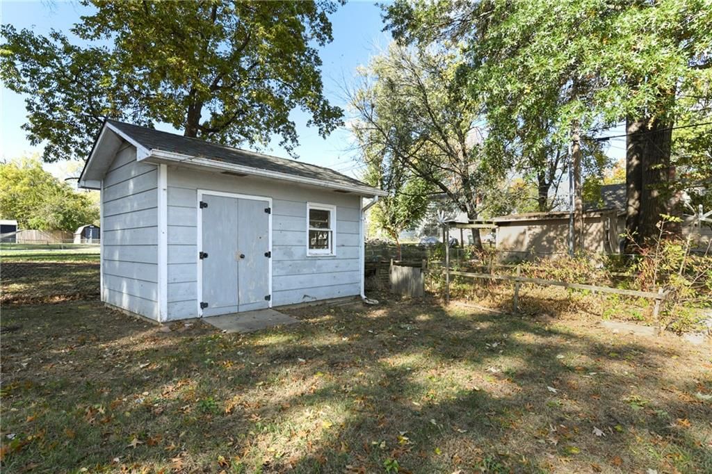 1326 E 126th Street — photo 35