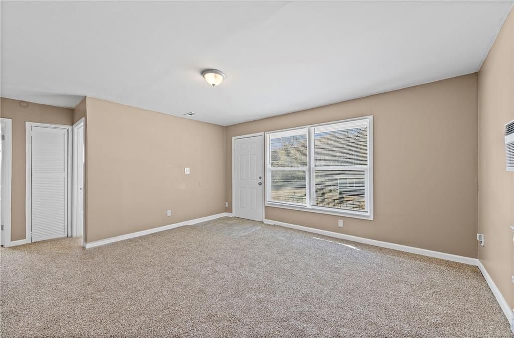 3633 Norton Avenue — photo 4