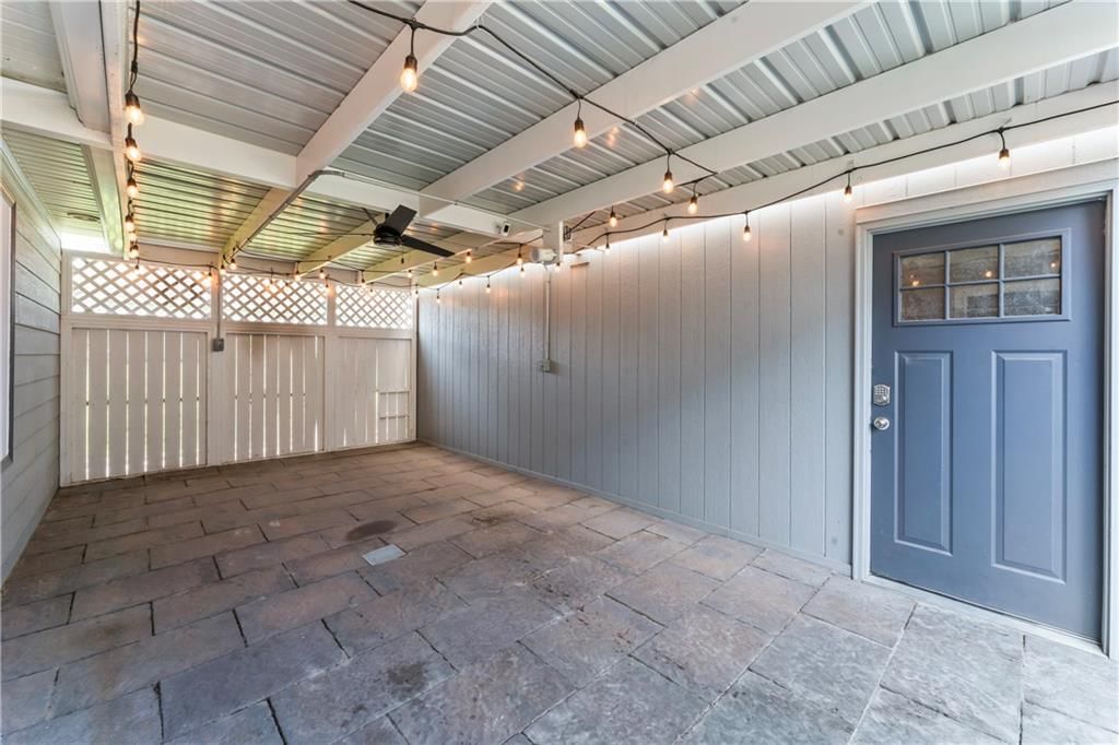 618 NW Thieme Street — photo 23