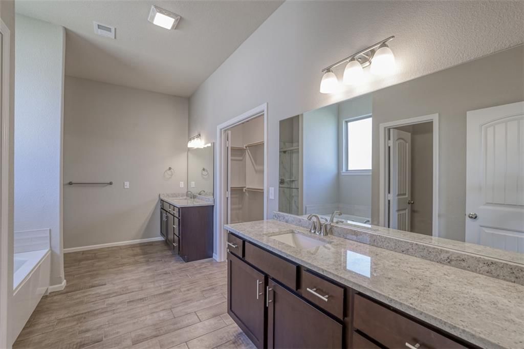 16500 W 166th Court — photo 30