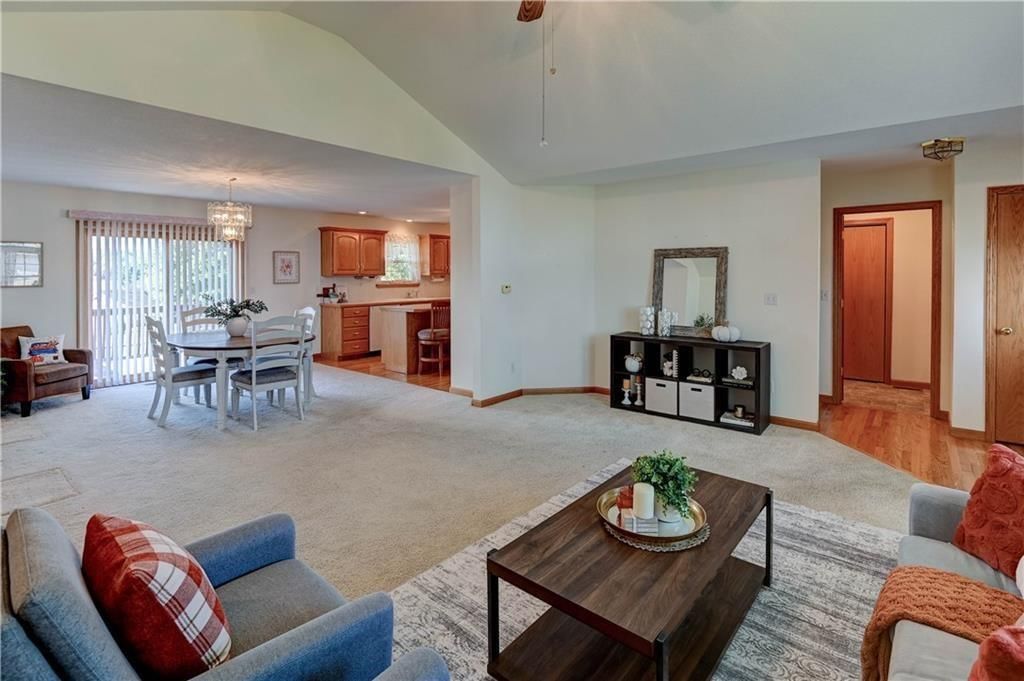 2151 Shenandoah Drive — photo 4