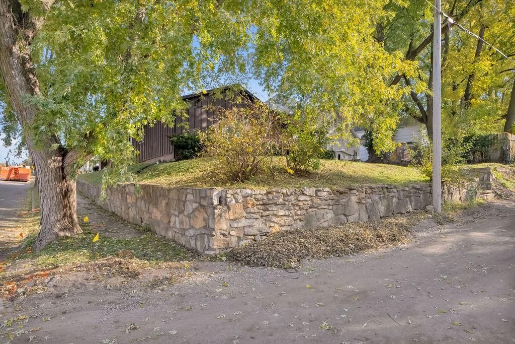732 N 24th Street — photo 53