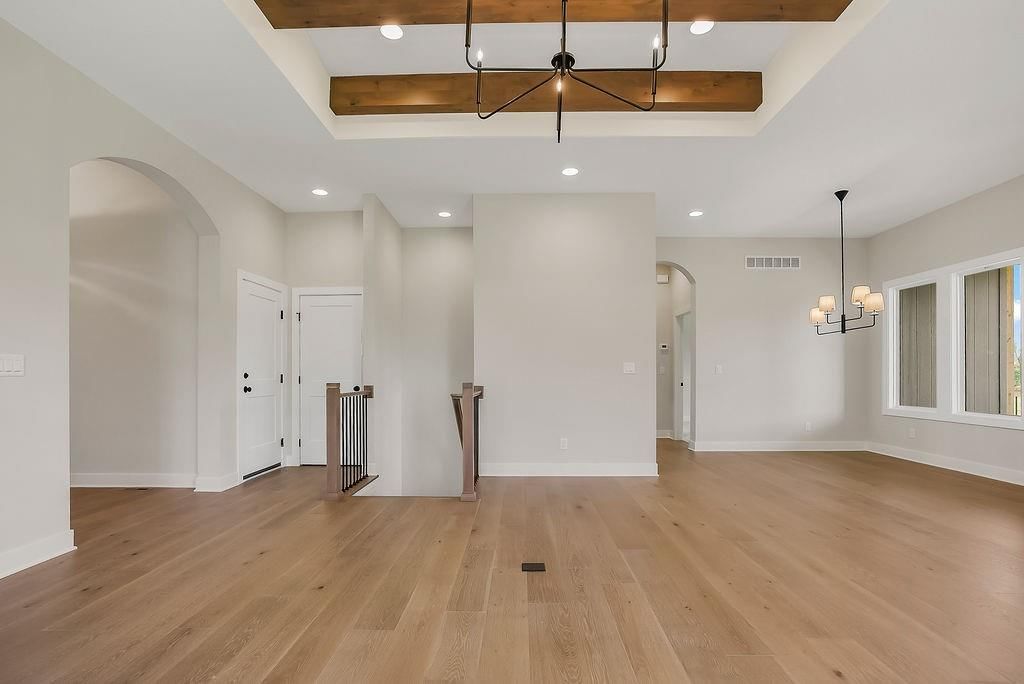 2407 W 177th Terrace — photo 10