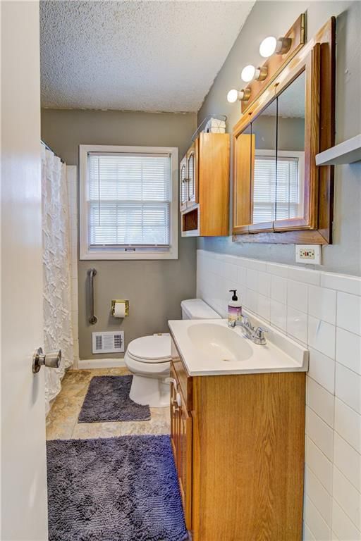 1400 S Kings Highway — photo 9