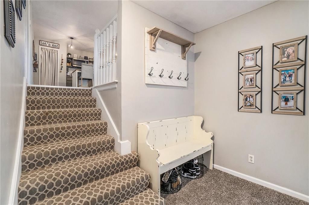 402 W 10th Street — photo 17