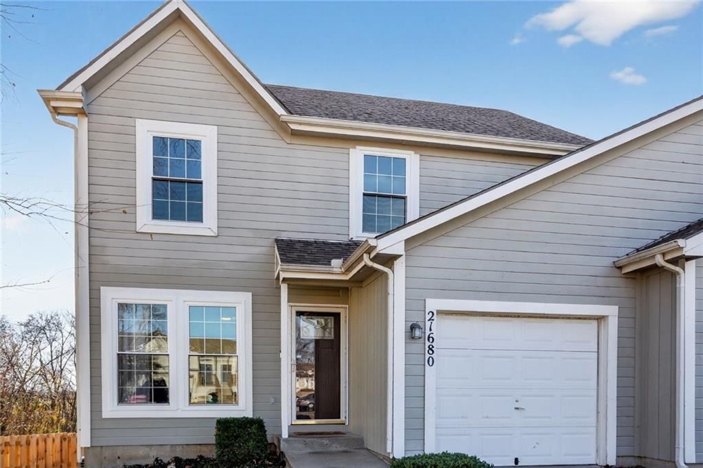 21680 S Main Street, Spring Hill, KS