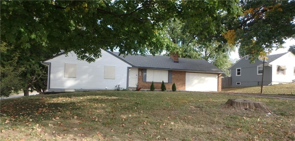7332 Parallel Parkway, Kansas City, KS