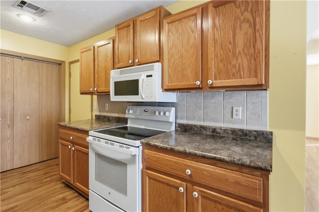 605 N West Street — photo 12