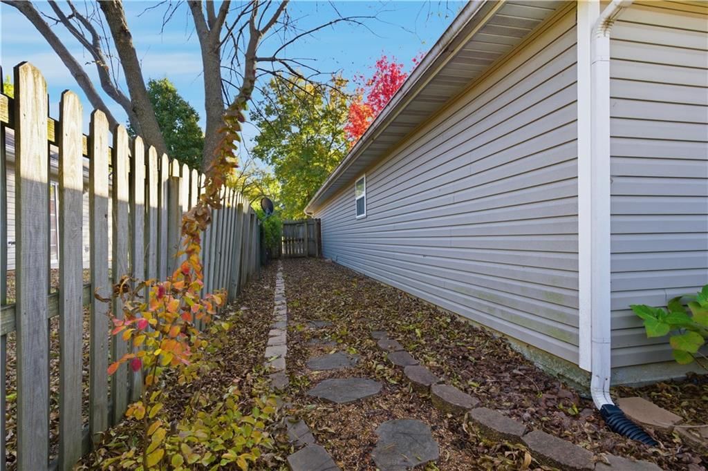 605 N West Street — photo 31