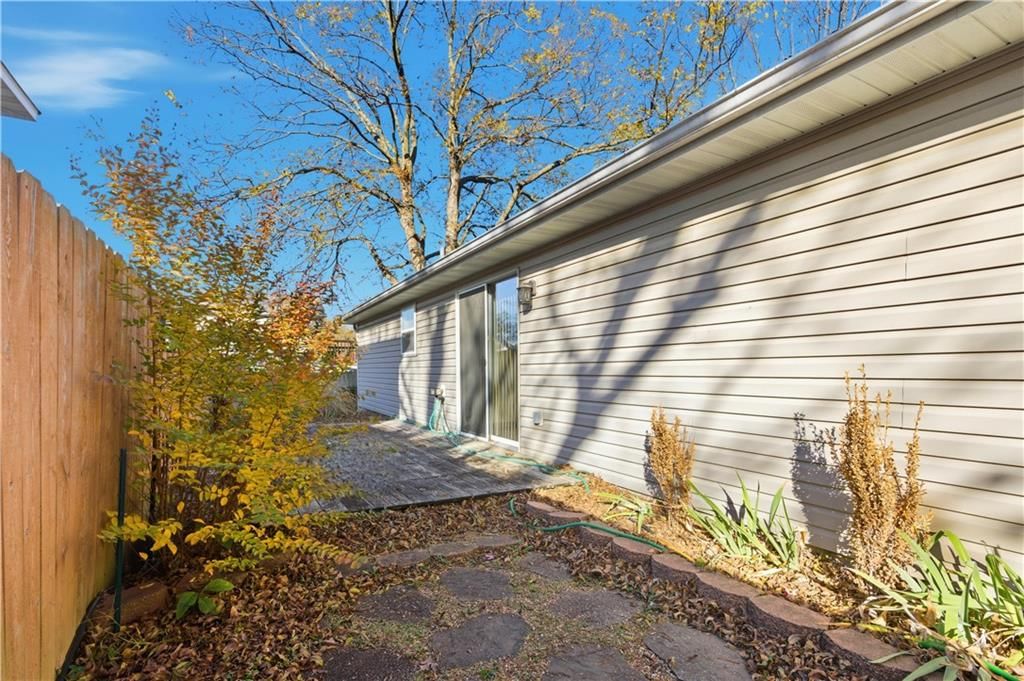605 N West Street — photo 33