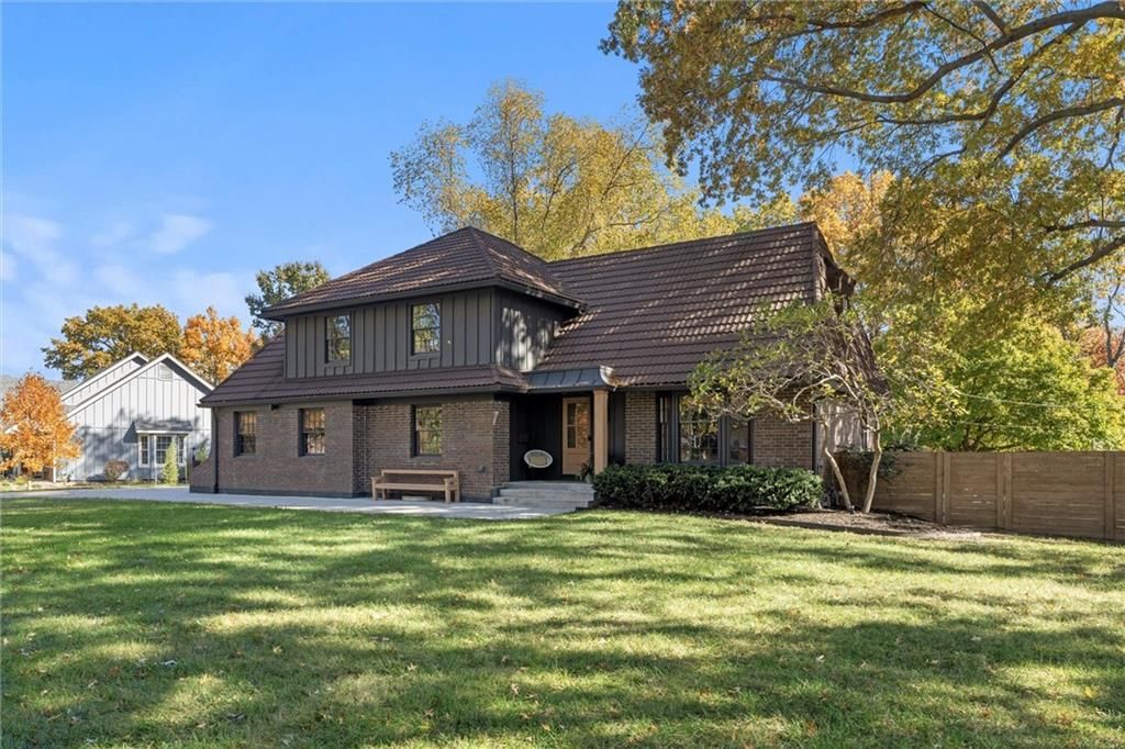 11301 Wornall Terrace — photo 3