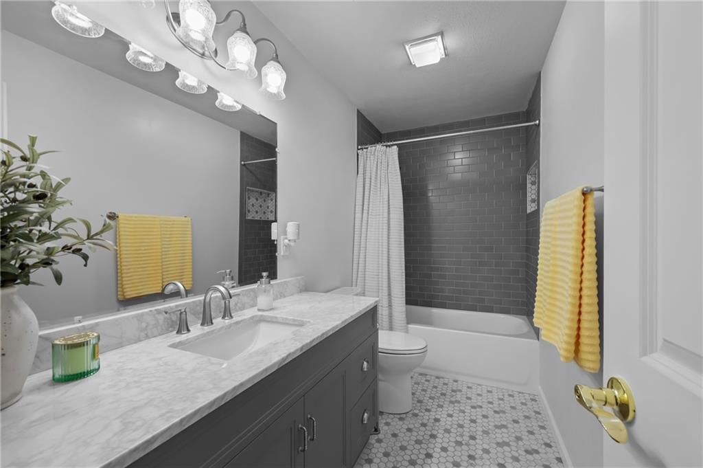 4165 Country Squire Road — photo 31