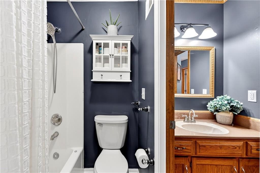 17210 Montgall Drive — photo 34