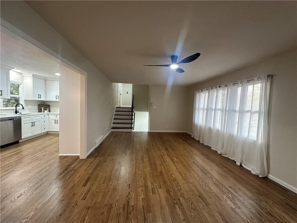 3521 Woodbury Street — photo 8