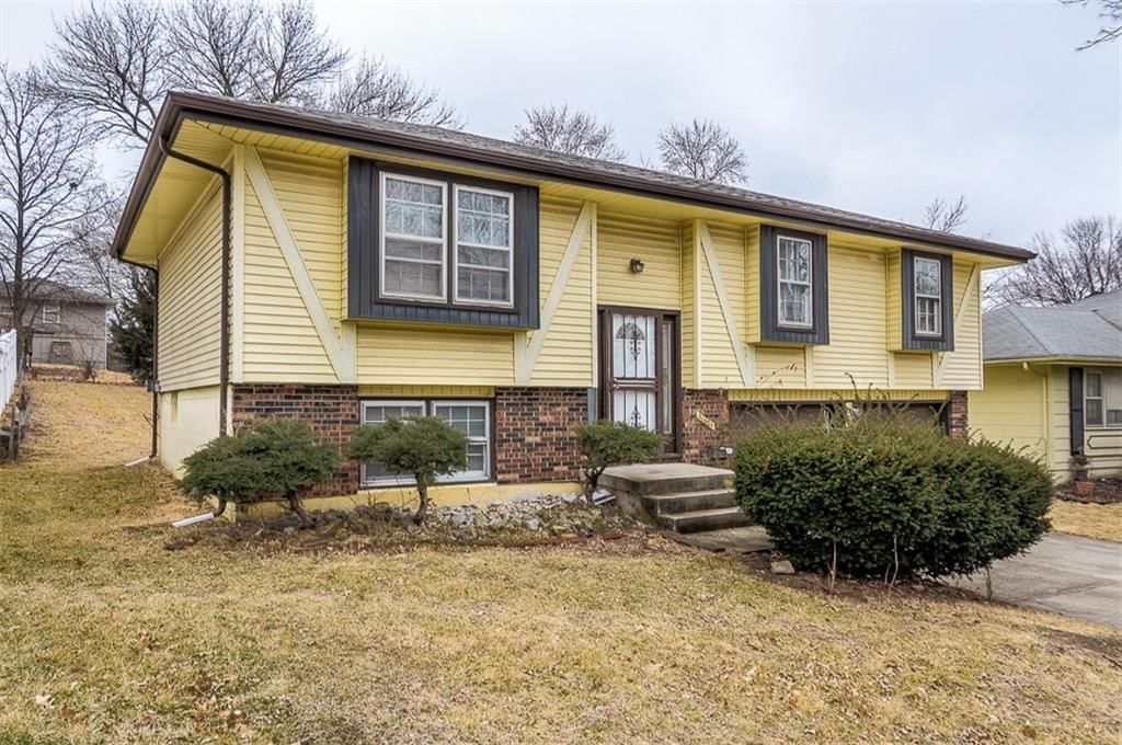 11601 Manchester Avenue — photo 3