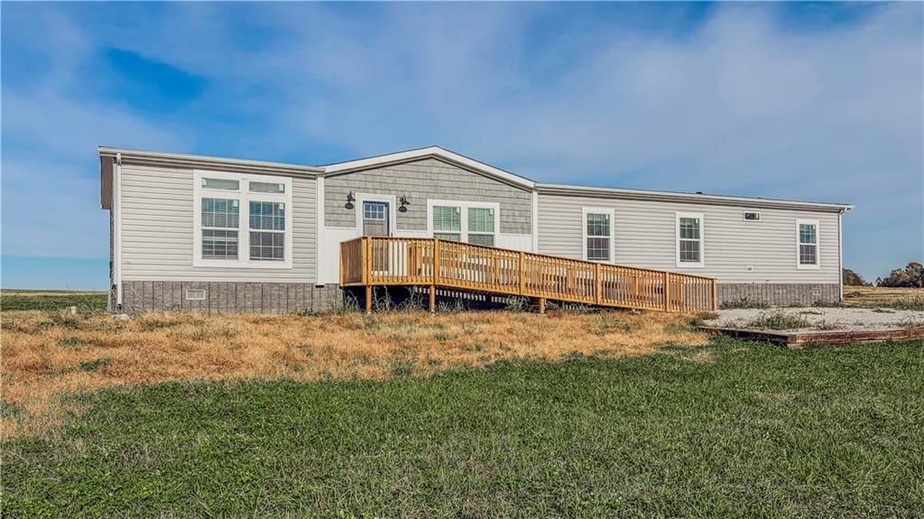 1225 NW 325th Road, Holden