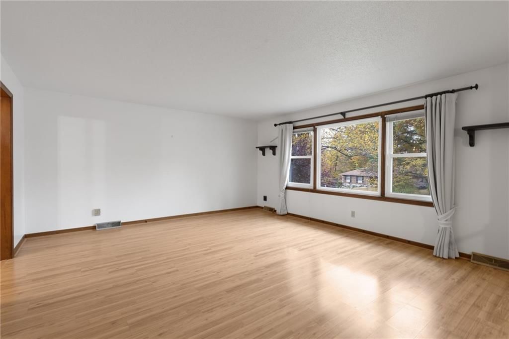 128 SE 215 Road — photo 5