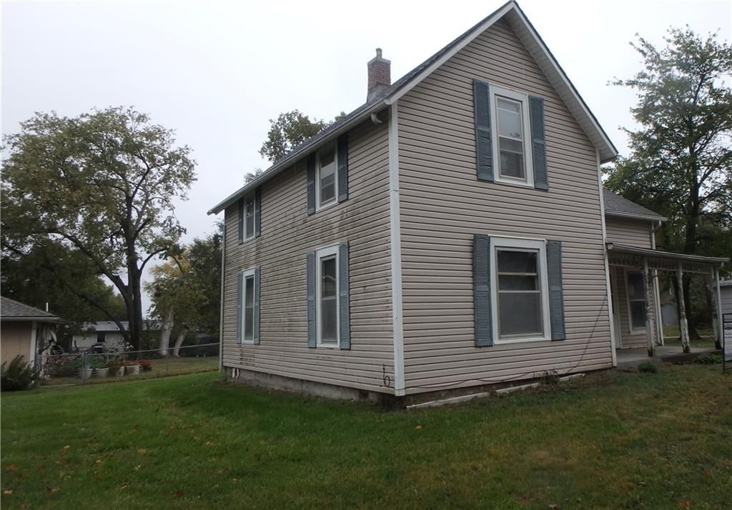 207 First Street, Winchester