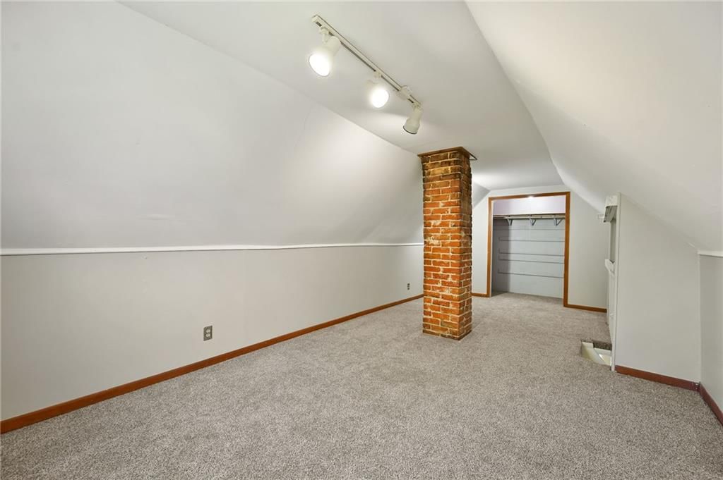 6030 Cherry Street — photo 17