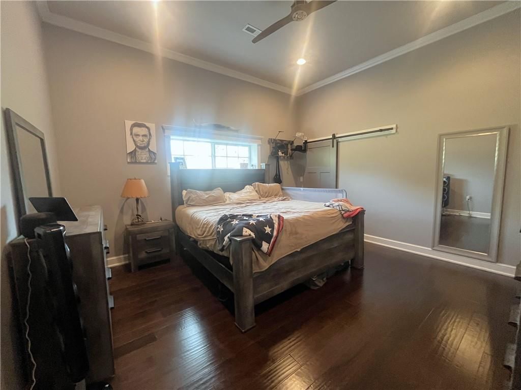 8518 Liv 503 N/A — photo 34