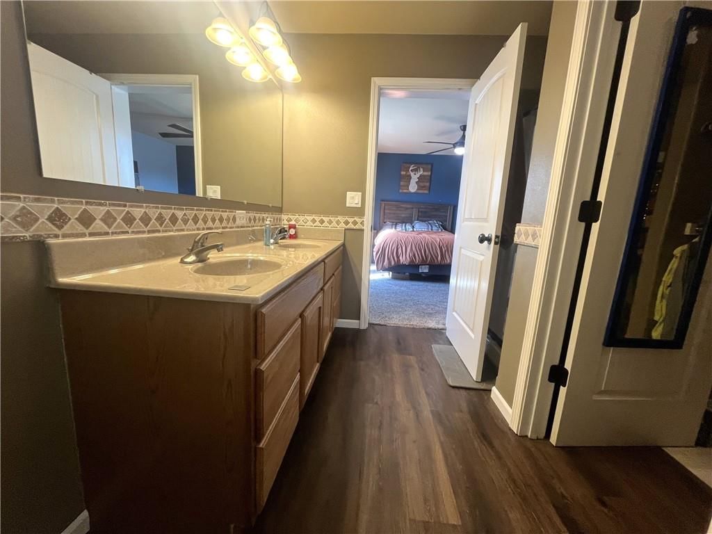 27049 Pvt 253 N/A — photo 15