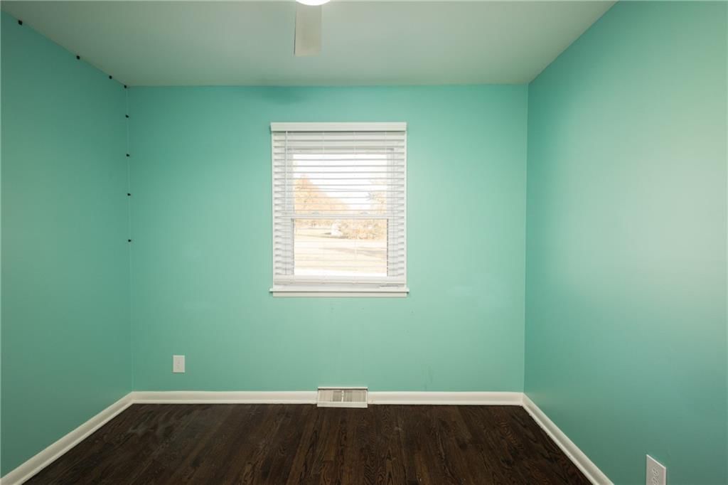 16009 E Independence Avenue — photo 23