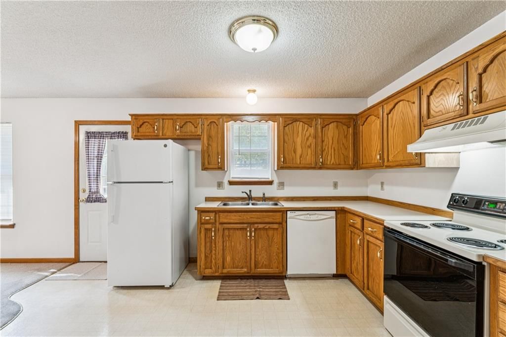 1023 N Van Mar Drive — photo 13
