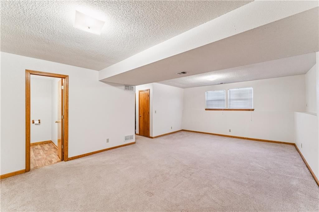 1023 N Van Mar Drive — photo 31