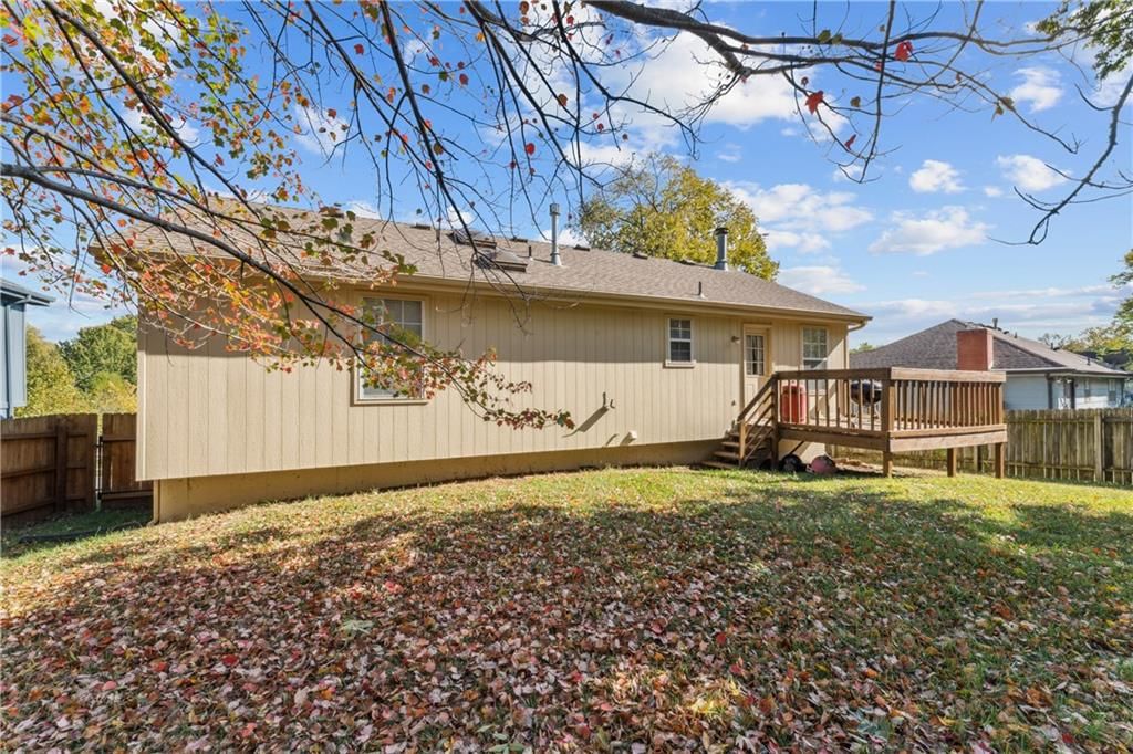 1023 N Van Mar Drive — photo 45