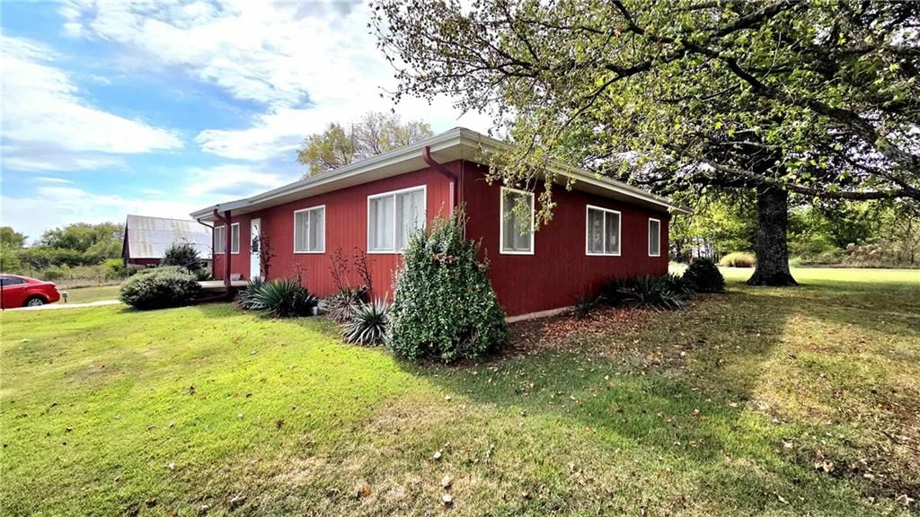 9940 Arthur Road — photo 31