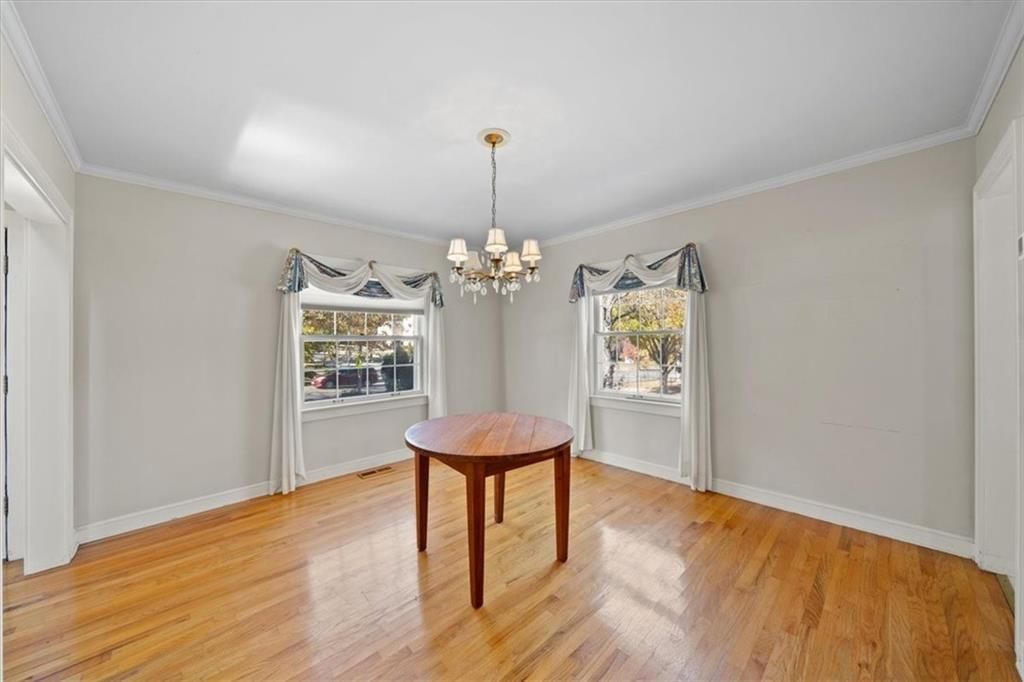5701 Wornall Road — photo 9