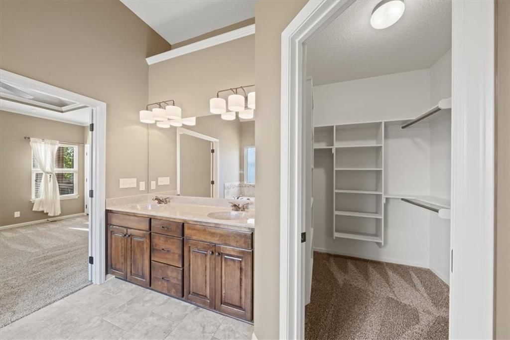105 N Eastglen Drive — photo 15