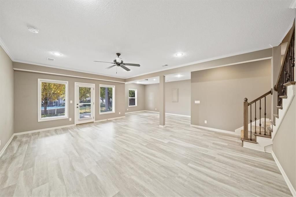 105 N Eastglen Drive — photo 19