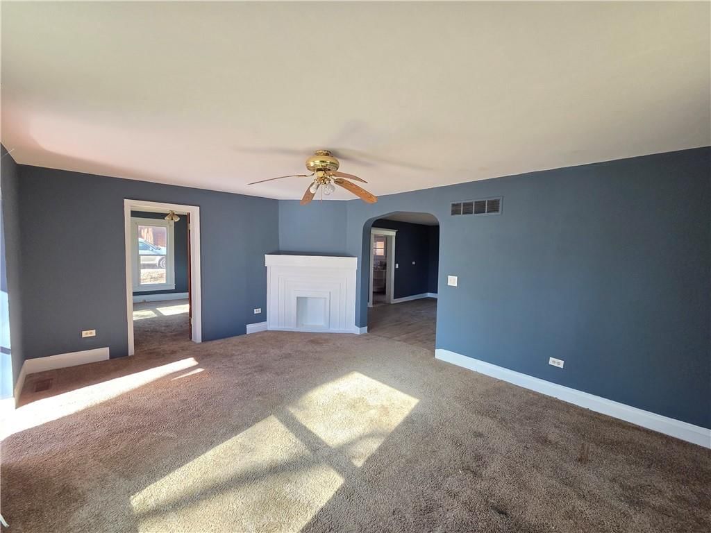 302 W Mill Street — photo 7