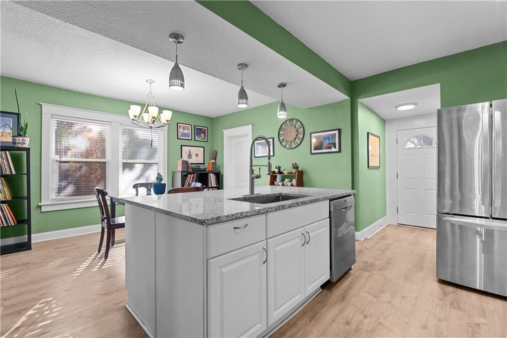 4612 Tracy Avenue — photo 12