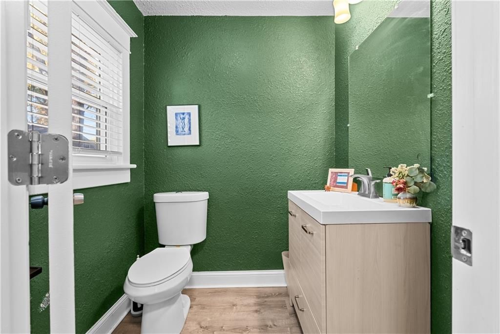 4612 Tracy Avenue — photo 17