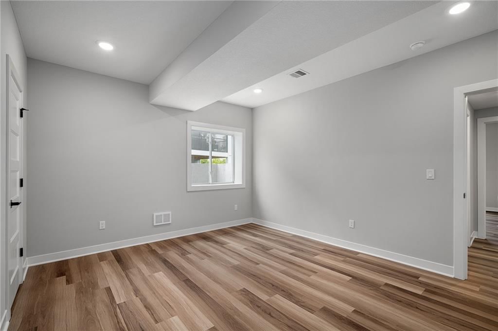 25000 W 89th Street — photo 36