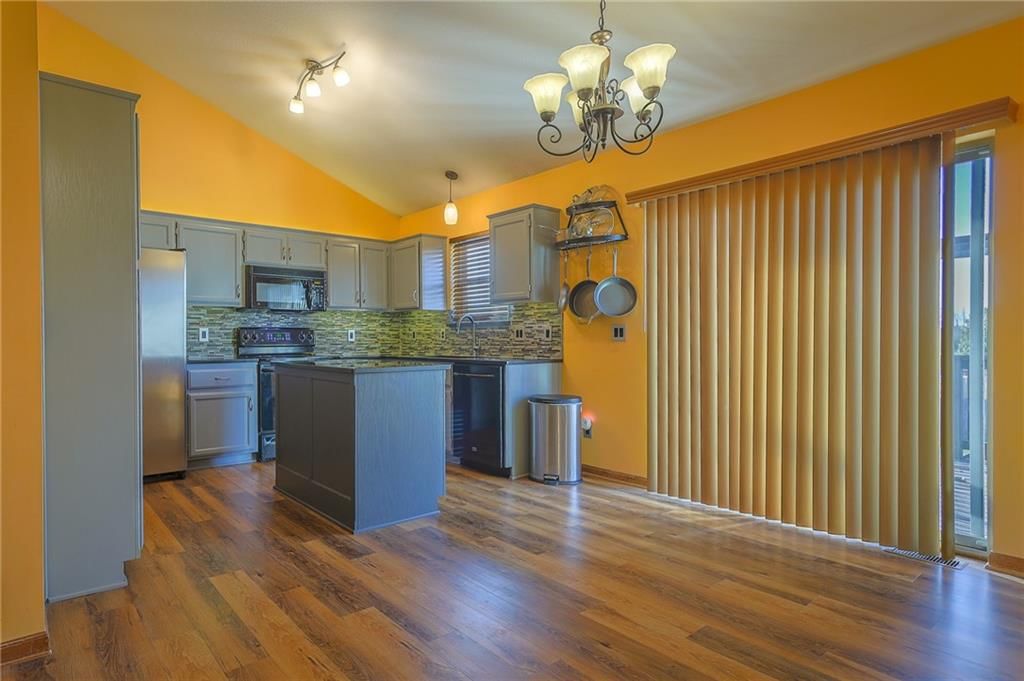 402 Greenspire Street — photo 14