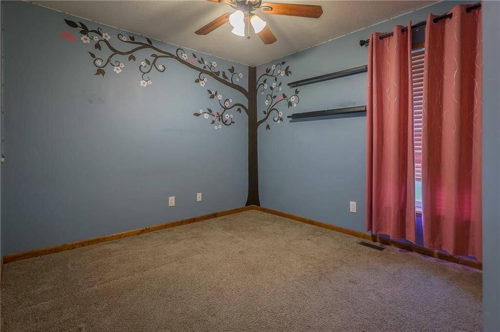 402 Greenspire Street — photo 20