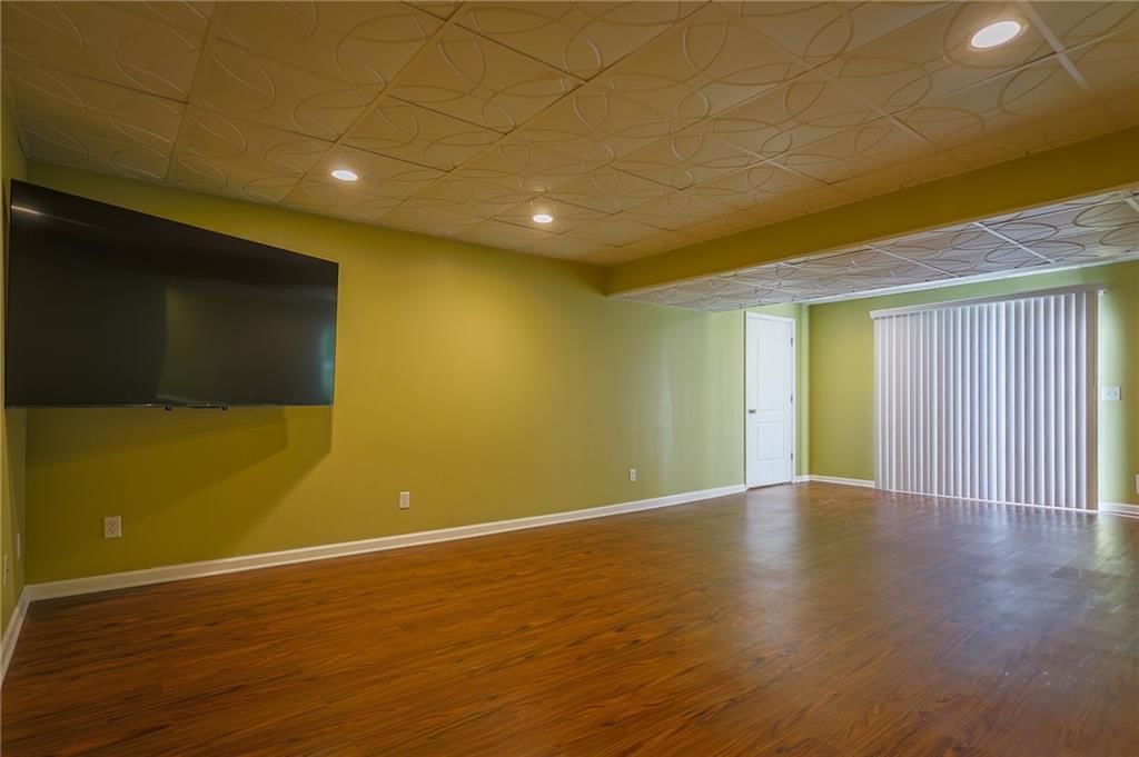 402 Greenspire Street — photo 23