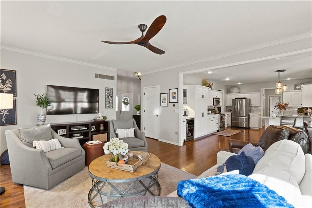 12721 Grandview Street — photo 4