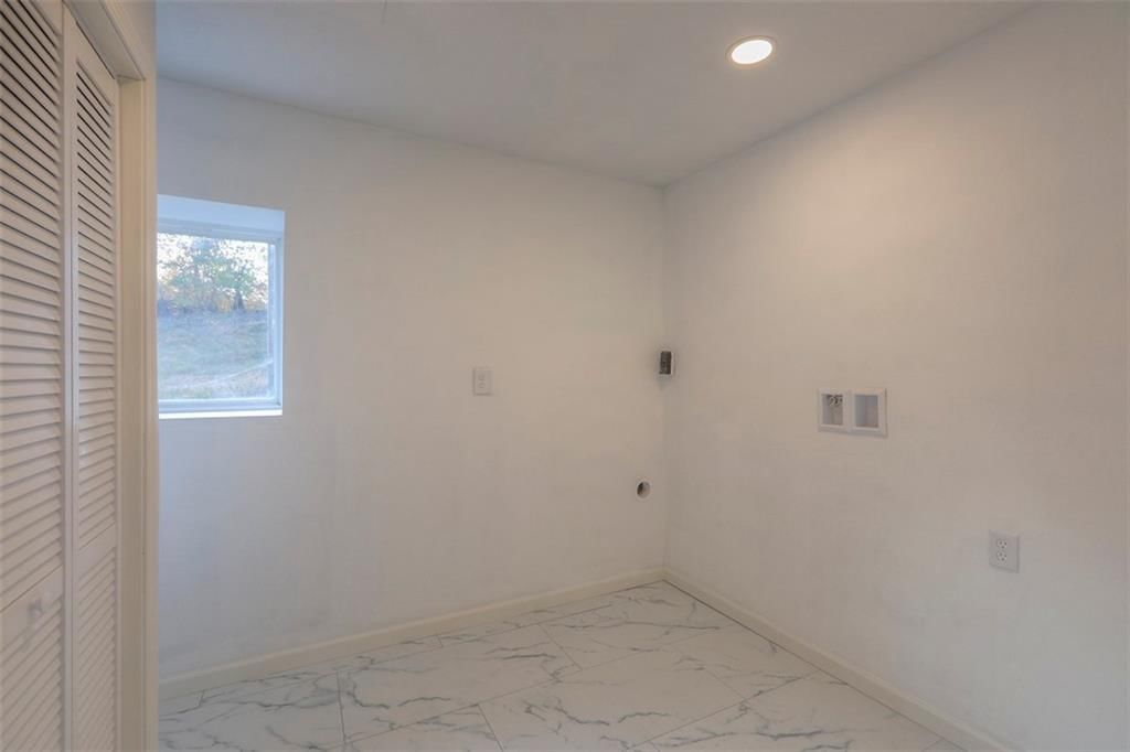 3808 N 113th Street — photo 29