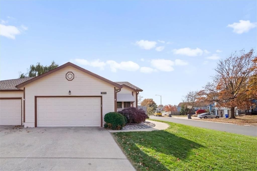 1372 N Ridge Parkway — photo 3