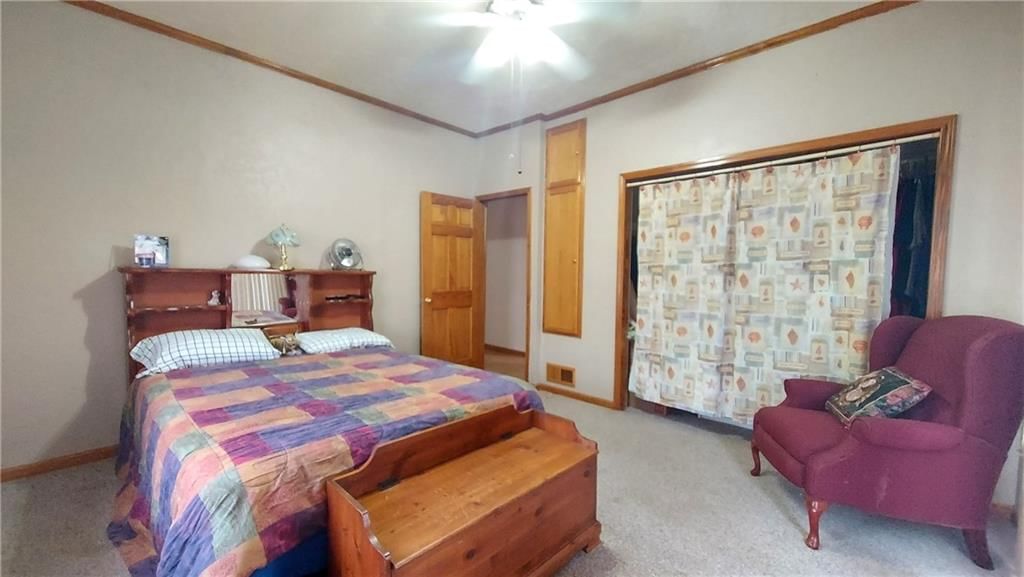 207 Melvin N/A — photo 12