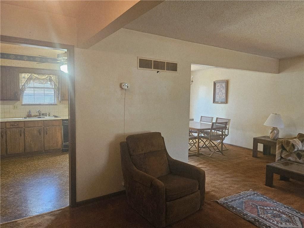 2904 SE 2nd Street — photo 6