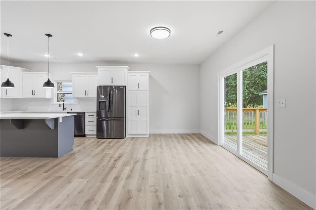 204 Sellman Street — photo 10