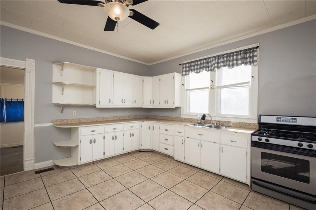 406 W Gay Street — photo 22