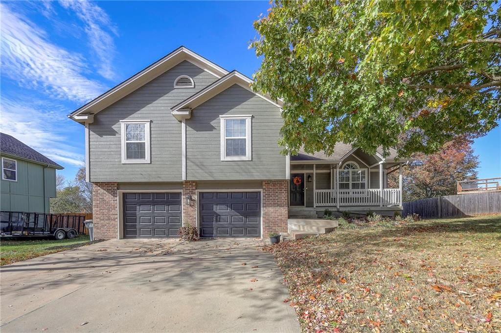 4619 SW 8th Street, Blue Springs, MO