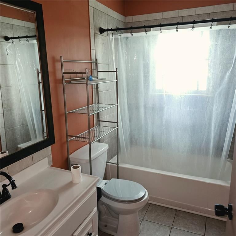415 E Buchanan Street — photo 11